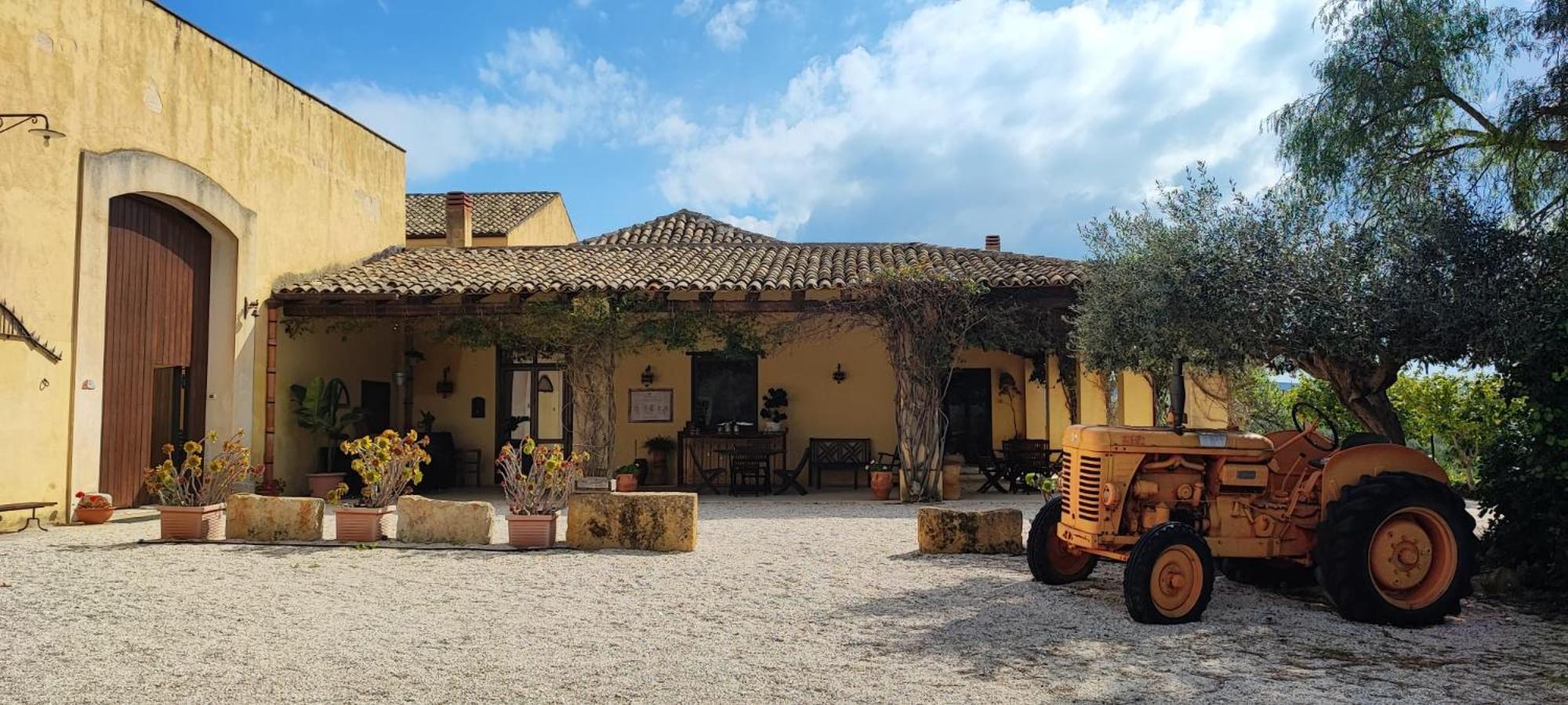 Agriturismo Baglio Vecchio Castelvetrano Buitenkant foto